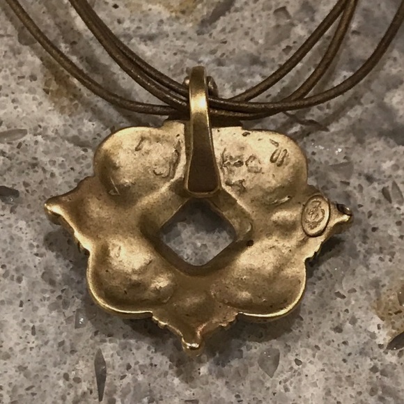 Premier Designs Necklace w/ Gold Pendant w/ Accent - Picture 7 of 8